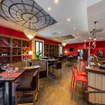 Hotel Garrigae Distillerie De - Hotellerie &