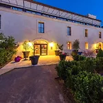 Hotel Garrigae Distillerie De - Hotellerie & Pézenas