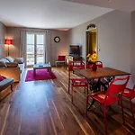 Garrigae Distillerie De - Hotellerie &