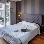 Hotel Garrigae Distillerie De - Hotellerie & Pezenas