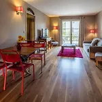 Ξενοδοχείο Garrigae Distillerie De - Hotellerie &