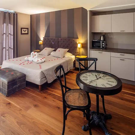 Garrigae Distillerie De - Hotellerie &