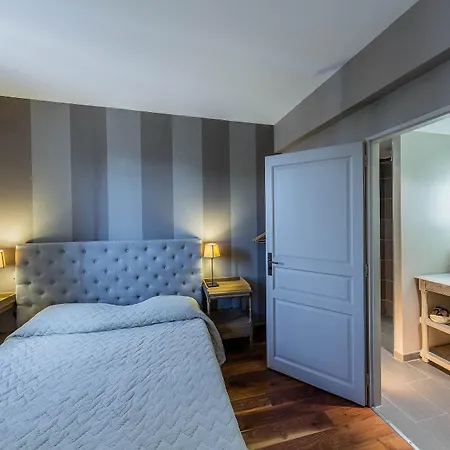 Garrigae Distillerie De - Hotellerie & Hotel 4*