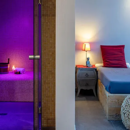 Hotel Garrigae Distillerie De - Hotellerie &