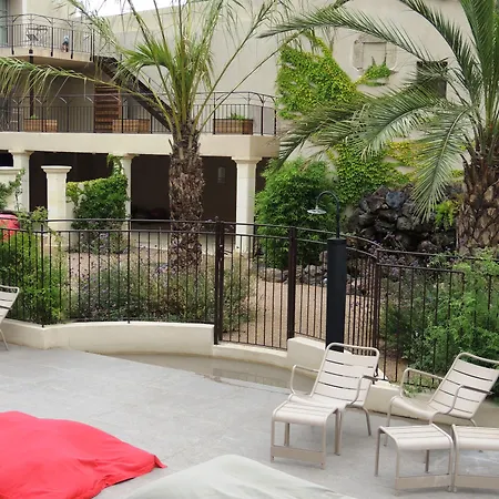 Garrigae Distillerie De - Hotellerie & Hotel 4*