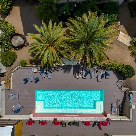 Garrigae Distillerie De - Hotellerie & Hotel
